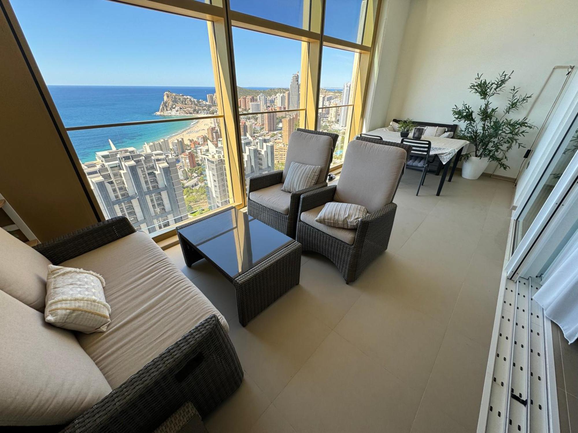 Intempo Sky Luxury Apartment 26 Floor Seaview Benidorm Eksteriør billede