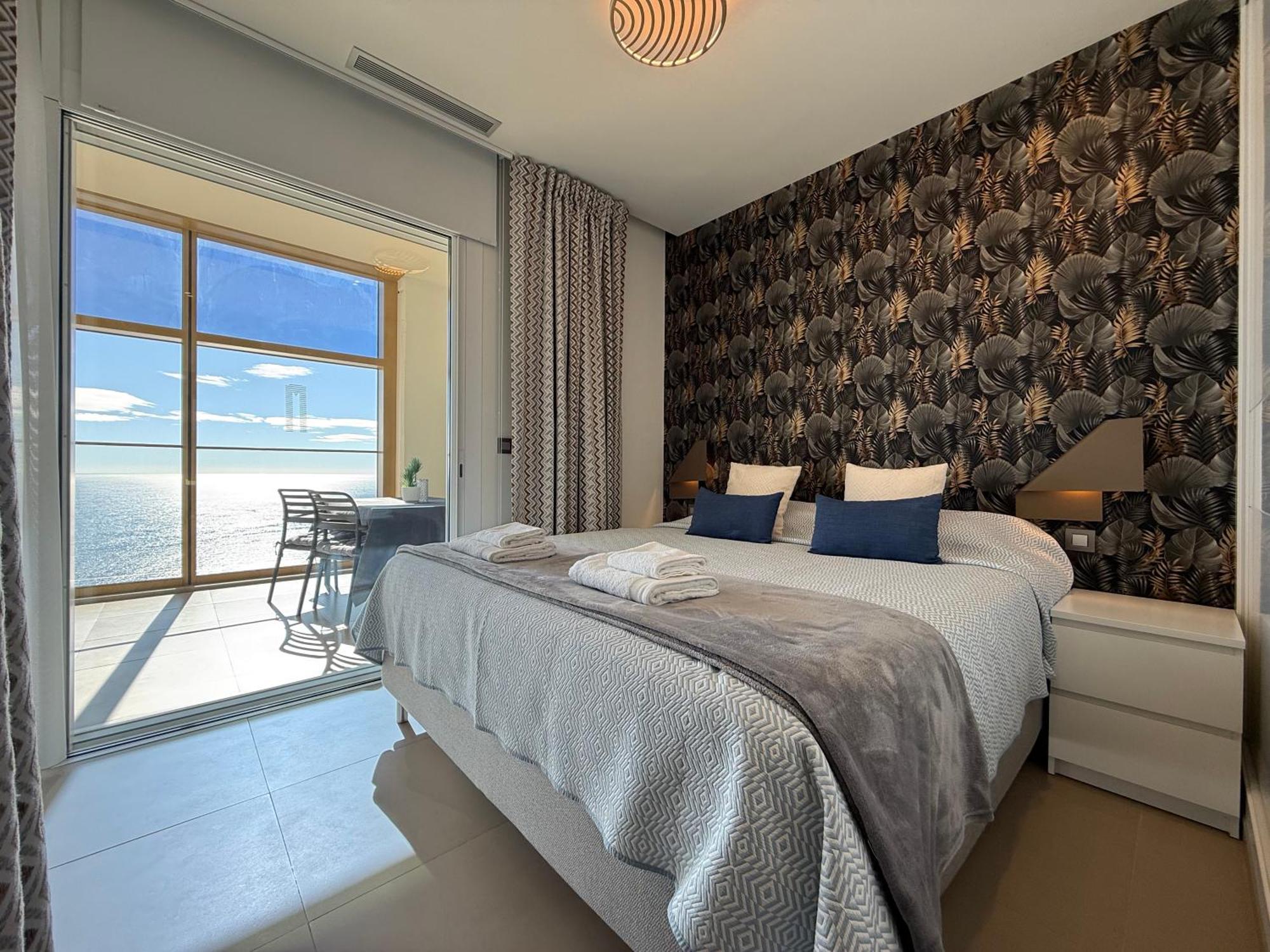 Intempo Sky Luxury Apartment 26 Floor Seaview Benidorm Eksteriør billede